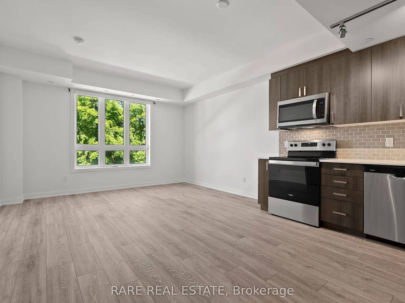 2 bed, $2,850 — Photo 4