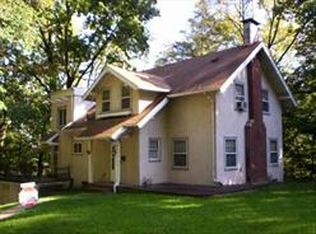 809 27th St, Moline, IL 61265
