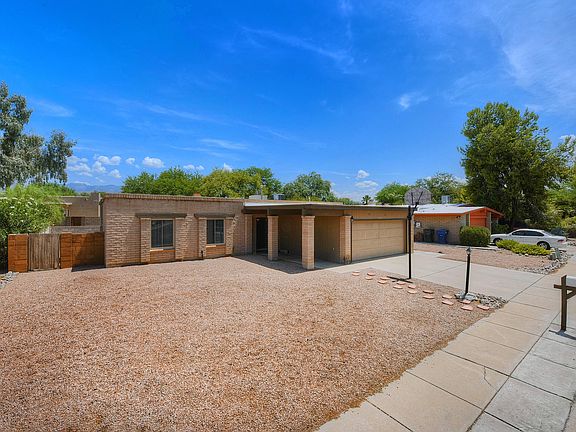 2nd image of 7541 E La Cienega Dr