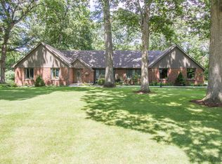 7260 Marchester Dr, Maumee, OH 43537