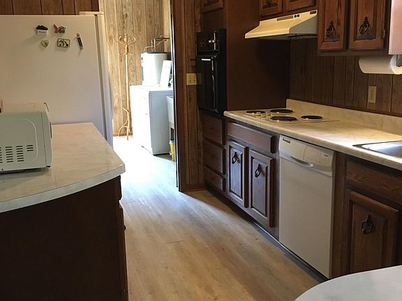 kitchen to laundry rm