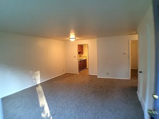 1544 Bloomington Ave — Photo 12
