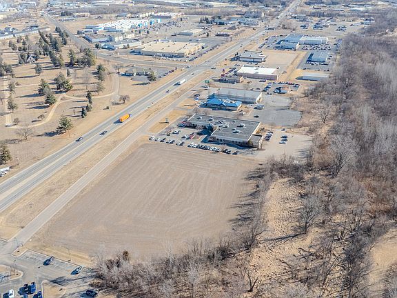 2nd image of 2701 Lincoln Way
