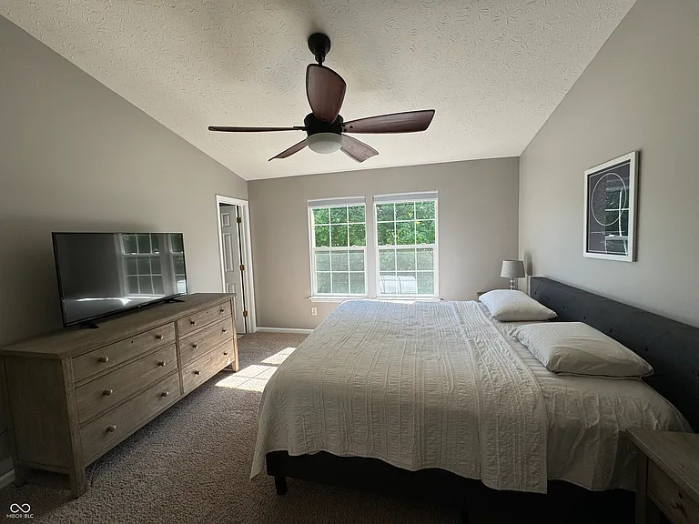 5122 N Millwright Ct — Photo 2