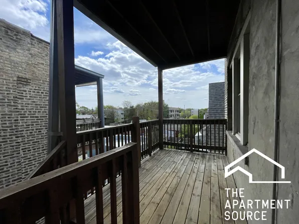 2453 N Spaulding Ave, Chicago, IL