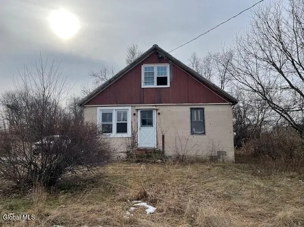 205 Lockrow Road, Troy, NY 12180