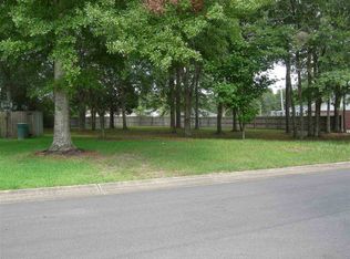 1010 Bushwood Dr, Cantonment, FL 32533