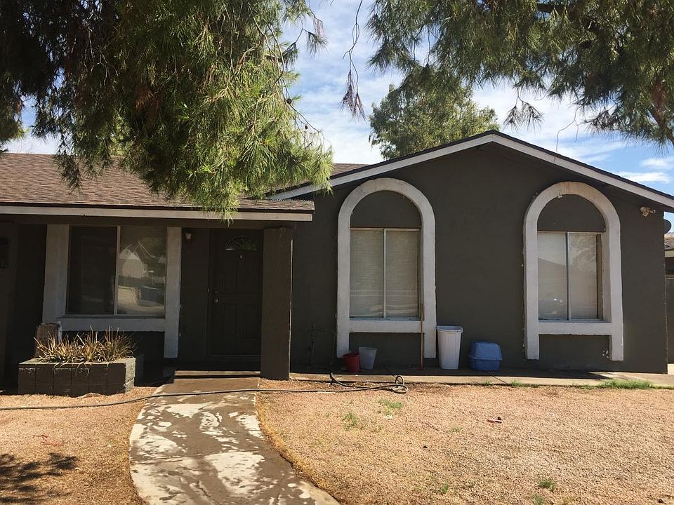 1st image of 2531 E Don Carlos Ave