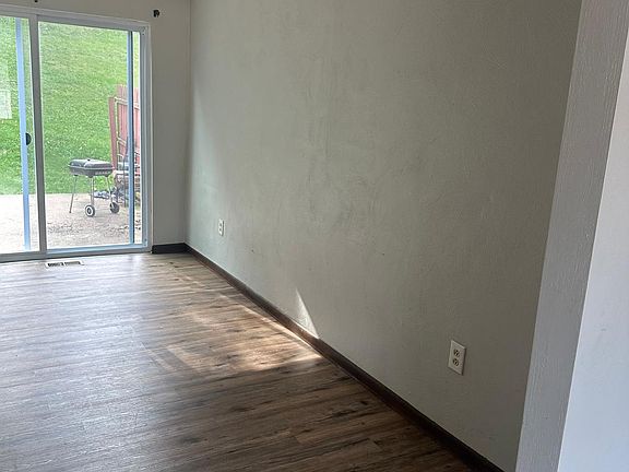 2nd image of 2025 Denning Way