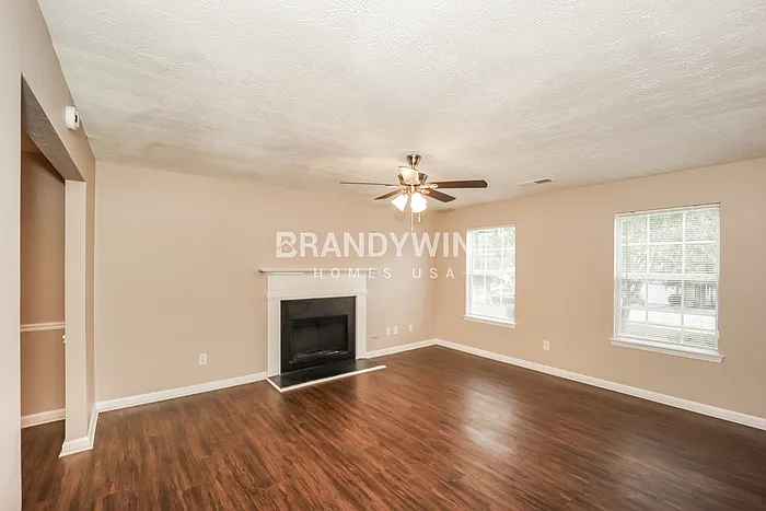 1041 Quail Hunt Dr — Photo 5