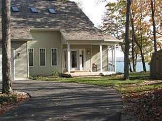 1st image of 4011 Birch Dr