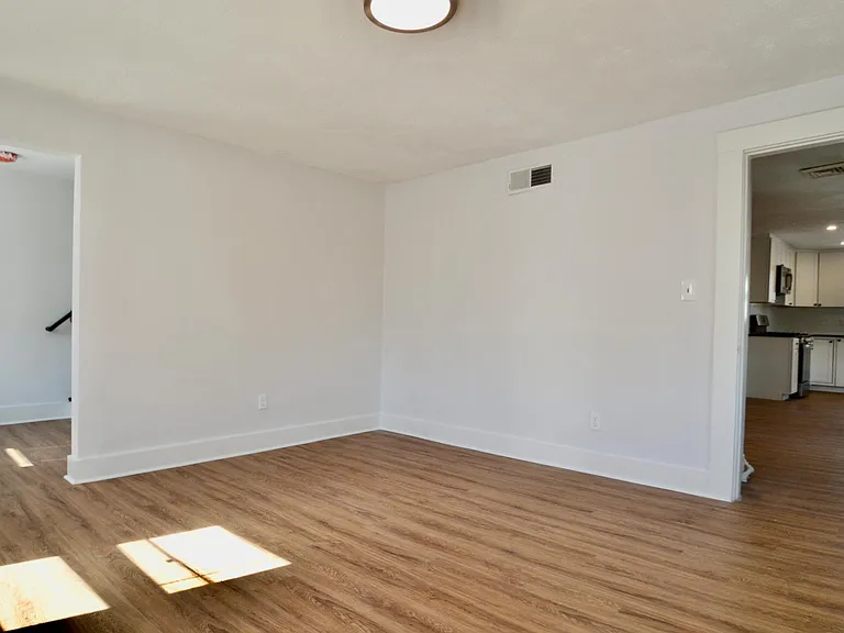 63 Cherry St #2R — Photo 8