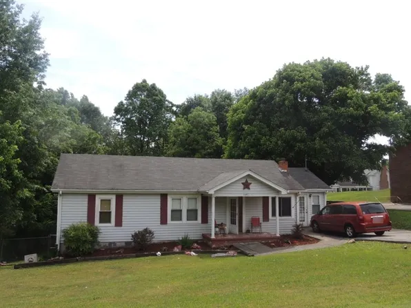 107 Peavler Dr, Kingsport, TN 37660