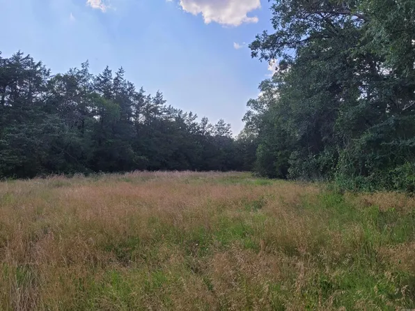 Highway 5, Calico Rock, AR 72519