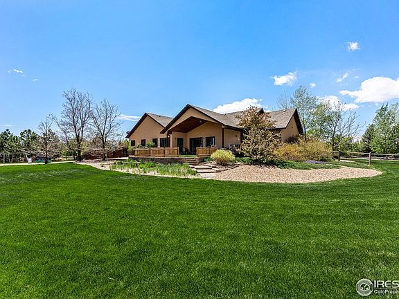 3rd image of 8880 Longs Peak Cir
