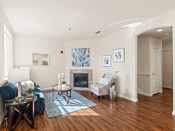 3rd image of 633 E El Camino Real #102