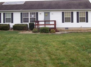 930 Paradise Pl, Spencer, IN 47460