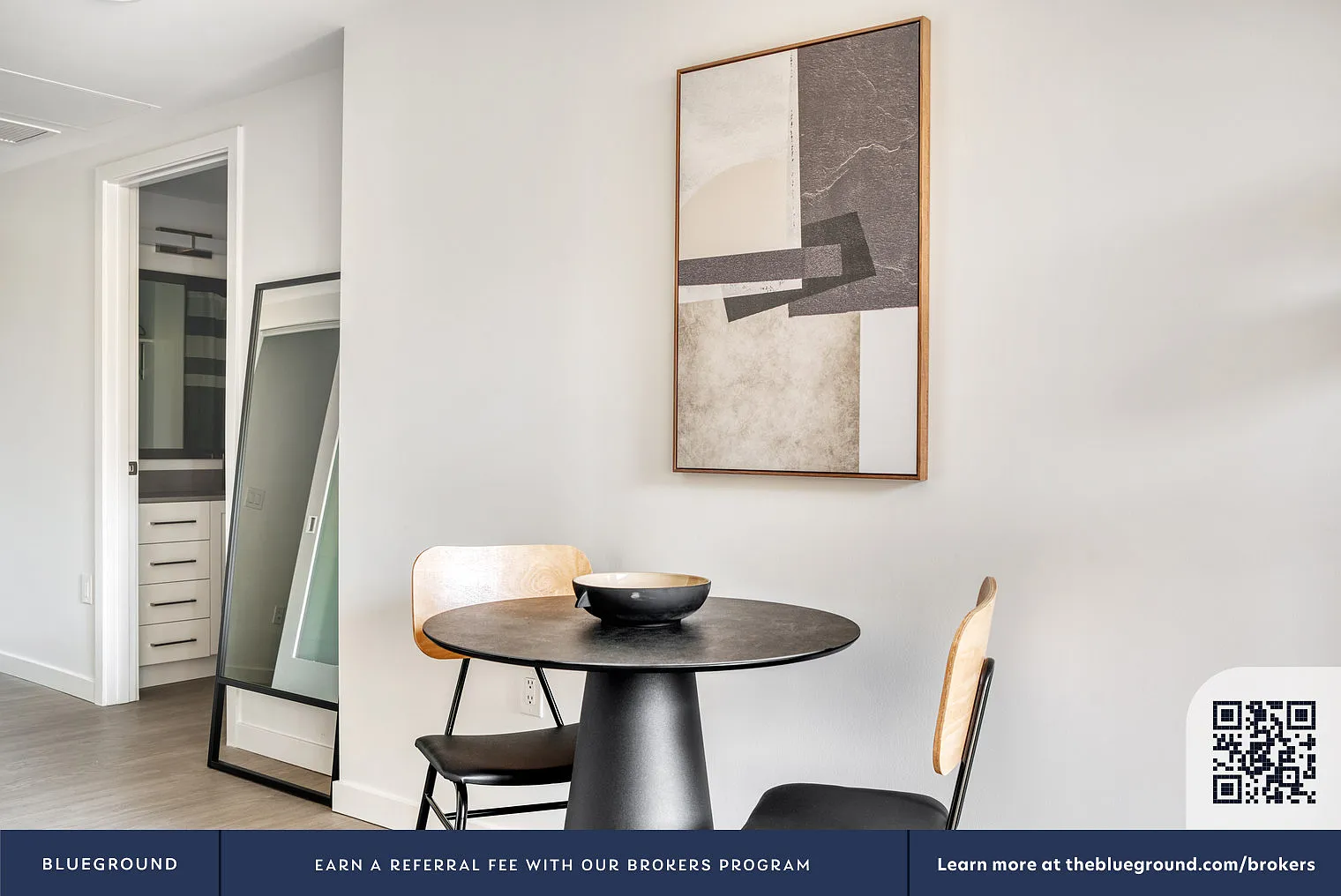 1 bed, 1.0 bath, 549 sqft, $2,310 — Photo 3