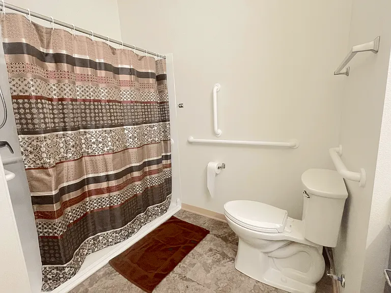 The Madisonian Senior Apartments — Photo 32