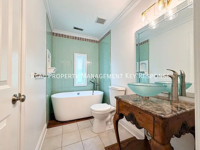 3178A Parthenon Ave — Photo 20
