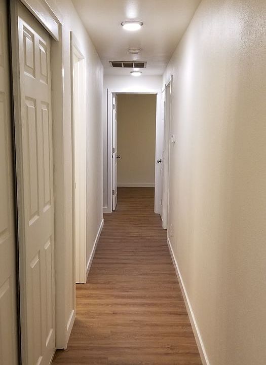 1st image of 5100 NE 46th St