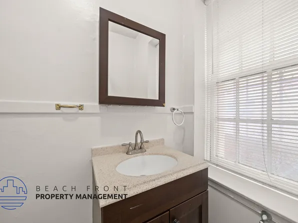 475 S. New Hampshire Ave.