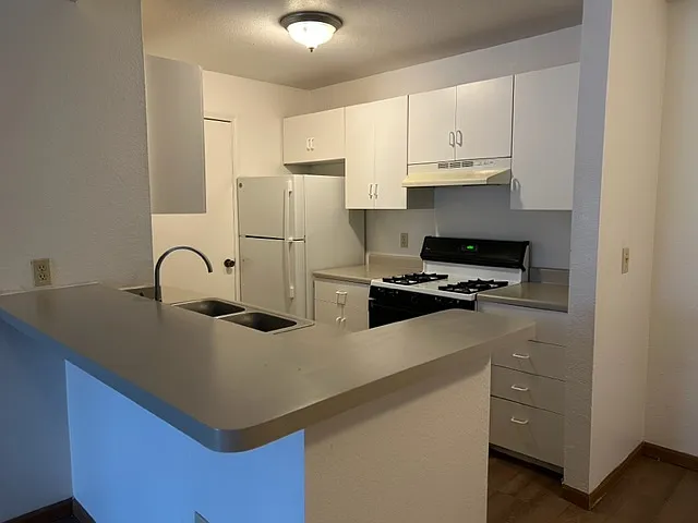 2321 Westbank Rd #2321 — Photo 6