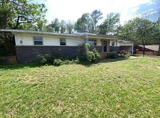 120 E Hoyt Dr, Longview, TX 75601