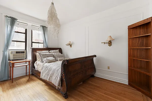 Sold by Compass | media 2