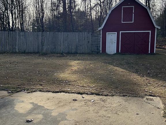 3rd image of 4743 Brown Rd