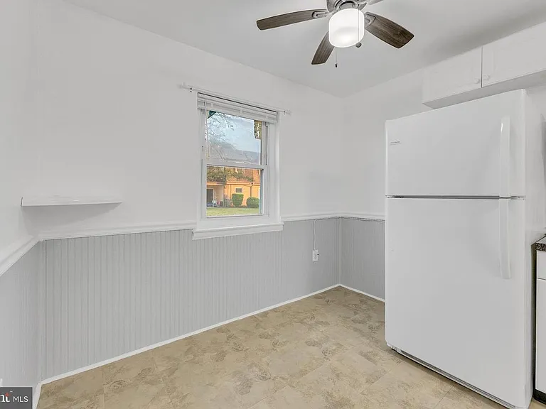 1117 Kaye Ct — Photo 10
