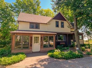 702 12th Ave NE, Hampton, IA 50441