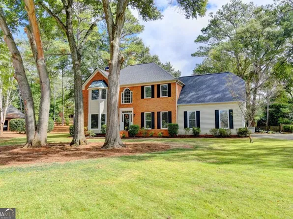 5 Devon Ct, Cartersville, GA 30120