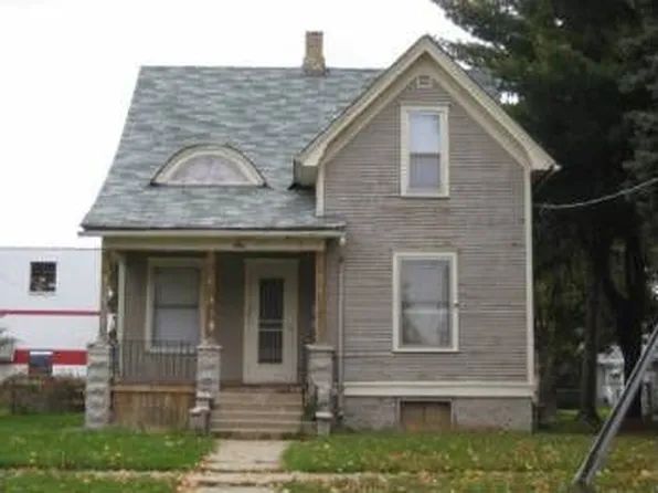 1608 13th Ave, Rockford, IL 61104