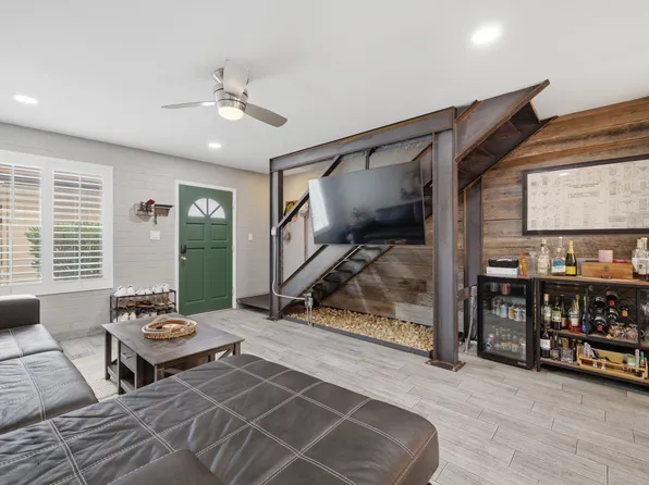 4846 N Woodmere Fairway APT 8, Scottsdale, AZ 85251