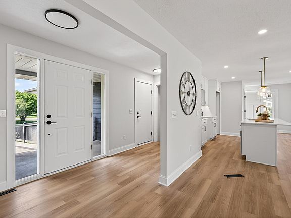 3rd image of 4115 146th Ave NW