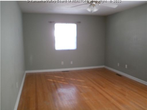 5th image of 107 Stratford Pl