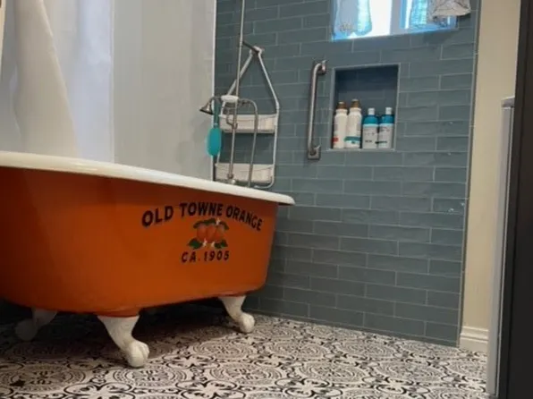 185 N Grand St, Orange, CA 92866