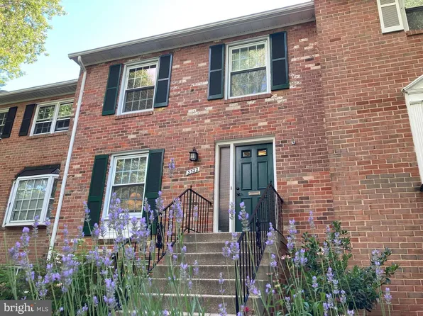 3322 Spring Ln, Falls Church, VA 22041