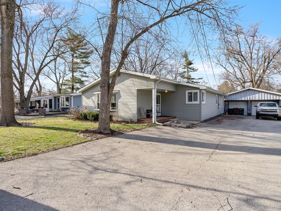 237 Locust Ln, New Lenox, IL 60451
