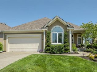 11669 S Carriage Rd, Olathe, KS 66062