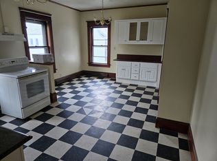 149 Conway St #2N, Greenfield, MA 01301