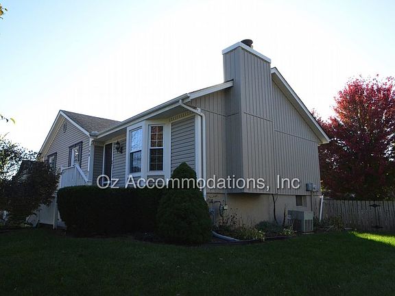 4th image of 708 NE Bryant Dr