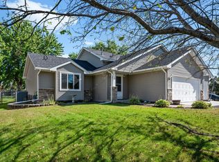 8724 Queens Gdns, Minneapolis, MN 55443