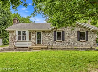 107 Buttercup Rd, Louisville, KY 40218