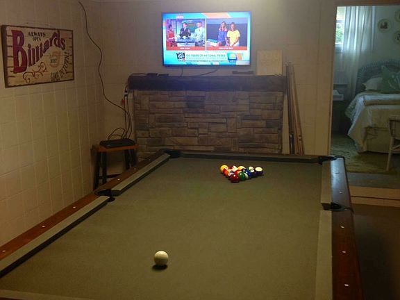 Pool room