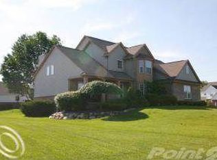 5800 Stone Hill Ct, Independence, MI 48348