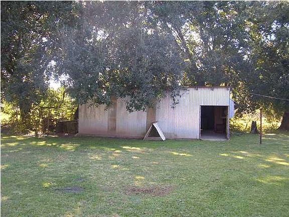 4th image of 2506 Louisiana Dr