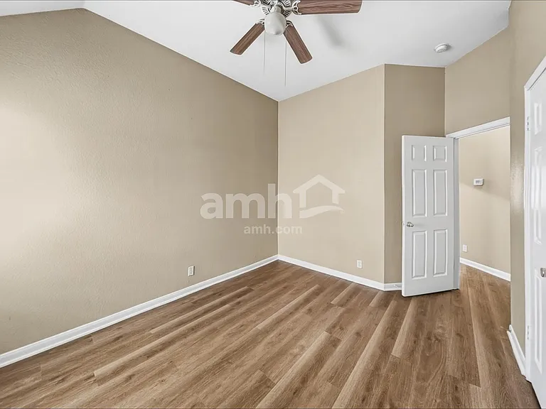 2116 Faldo Ln — Photo 14