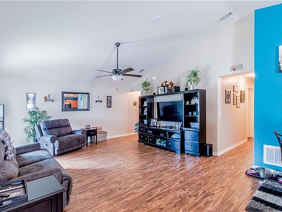 3rd image of 11234 Southwind Lake Dr